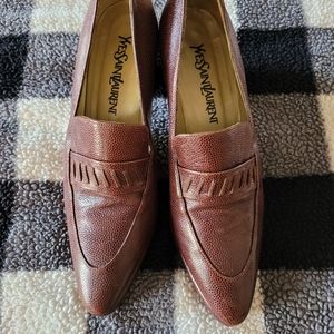 Yves Saint Laurent vintage leather pumps sz 9N